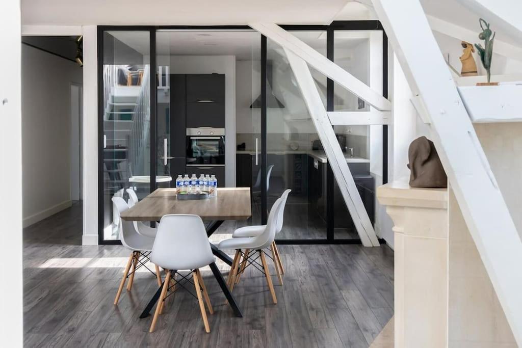 Le Loft Des Artistes - Repas & Vins Possibles Sur Demande Appartement